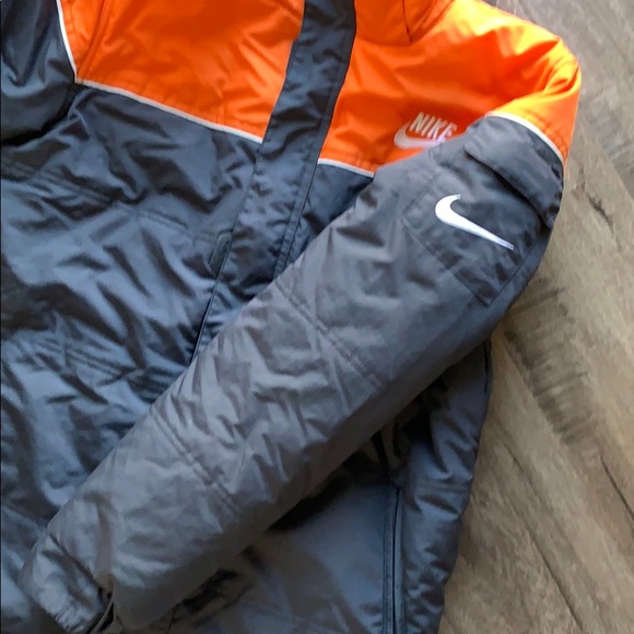 Snow jacket - Picture 4 of 6